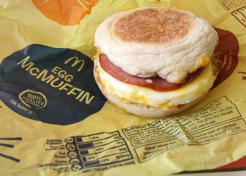 Bucking trend, McDonald’s vows no egg surcharges as it preps $1 Egg McMuffin Day