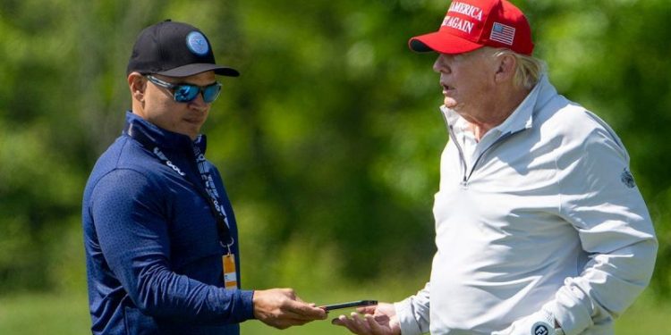 Federal appeals court dismisses classified records case against former Trump co-defendants