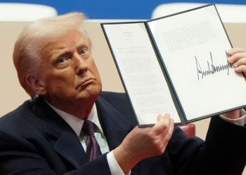 Judge blocks Trump admin from targeting Democratic law firm after attorneys warn of firm’s demise