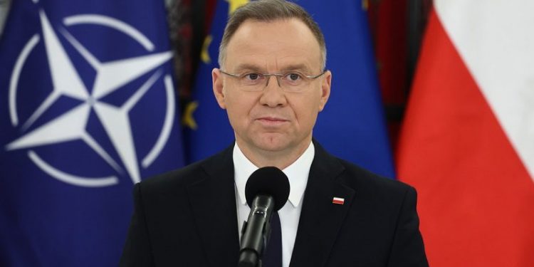 Poland calls on US to place nukes within its borders amid Russia threat