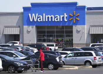 Walmart to pay $10 million to settle lawsuit over money transfer fraud